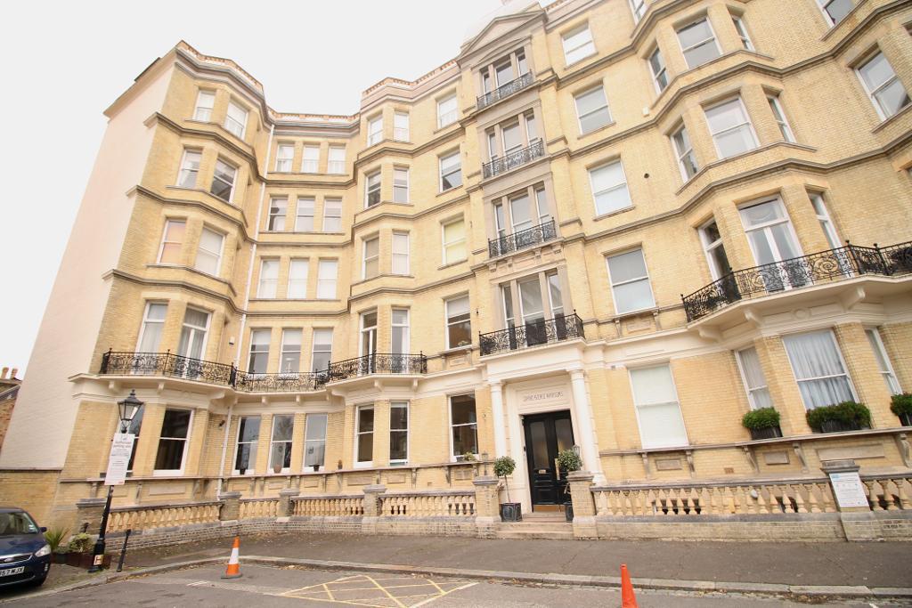 Grand Avenue Mansions, Hove, East Sussex, BN3 2NA – HW Estate Agents