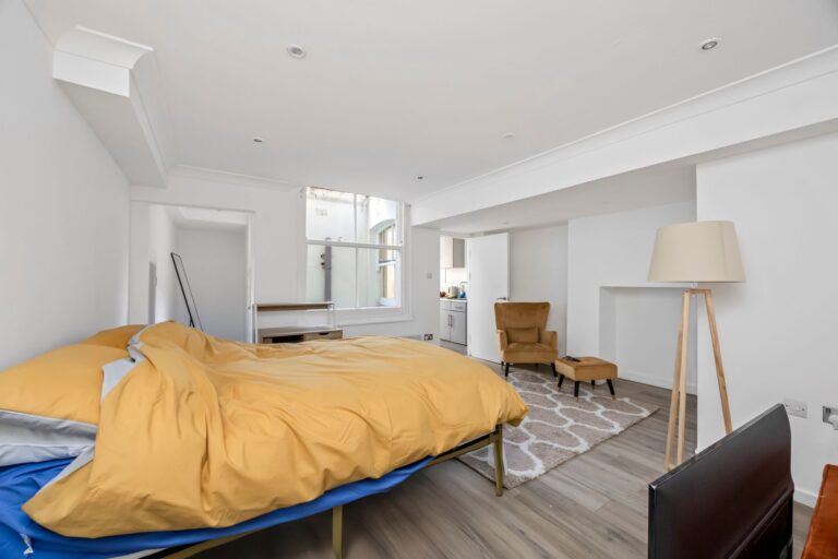ChurchRoad50Flat5-003