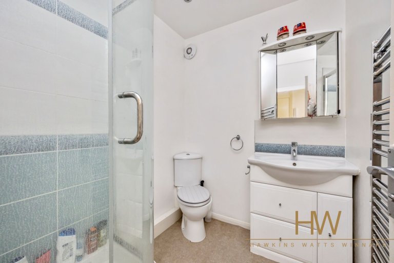 TisburyRoad78Flat1-005