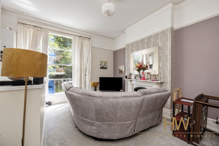 TisburyRoad78Flat1-008