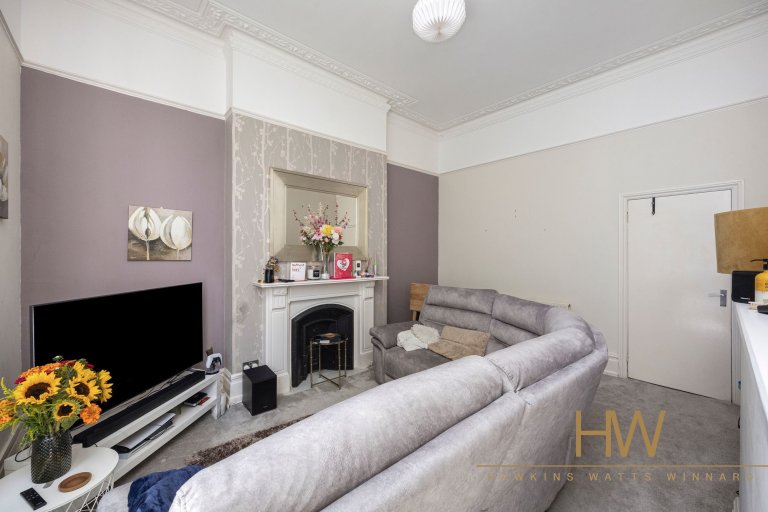 TisburyRoad78Flat1-010