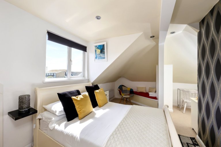 AmblesideAvenue21-002