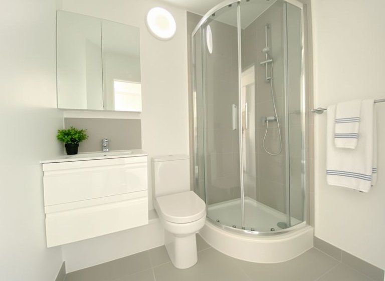 Bathroom1
