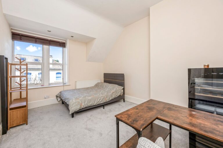 HoveParkVillas11a-010