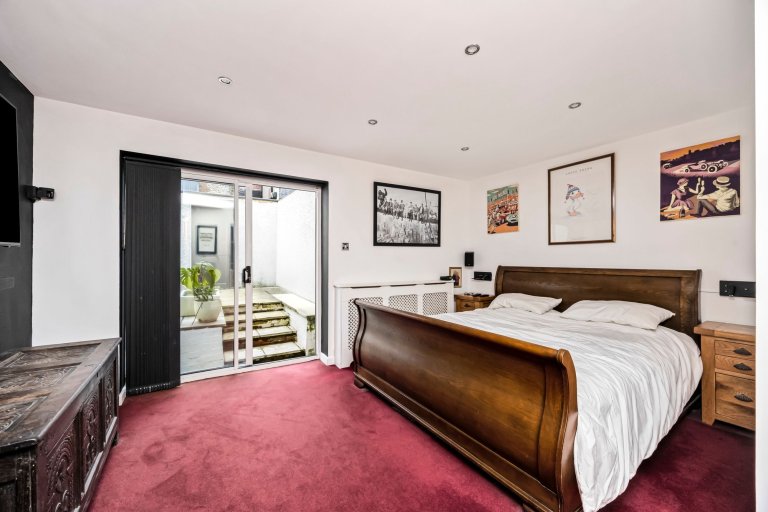 CastleStreet19-014