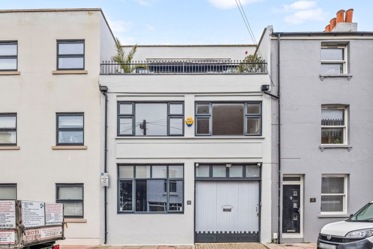 CastleStreet19-0231