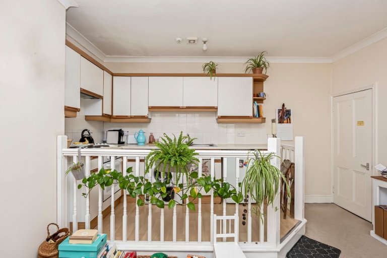 LansdownePlace106.Flat15-004