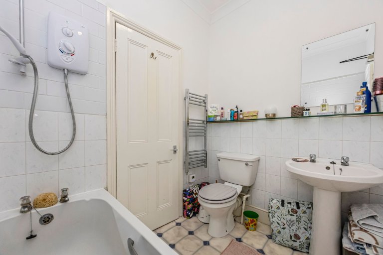 LansdownePlace106.Flat15-015