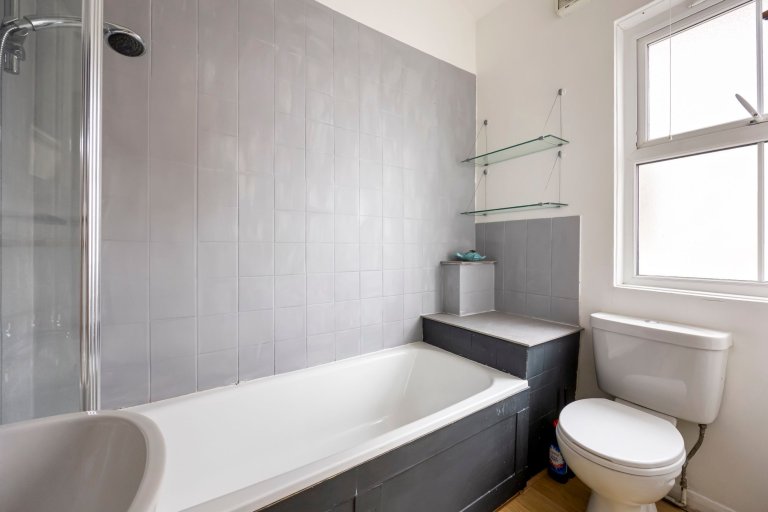SilwoodStreet_46-003