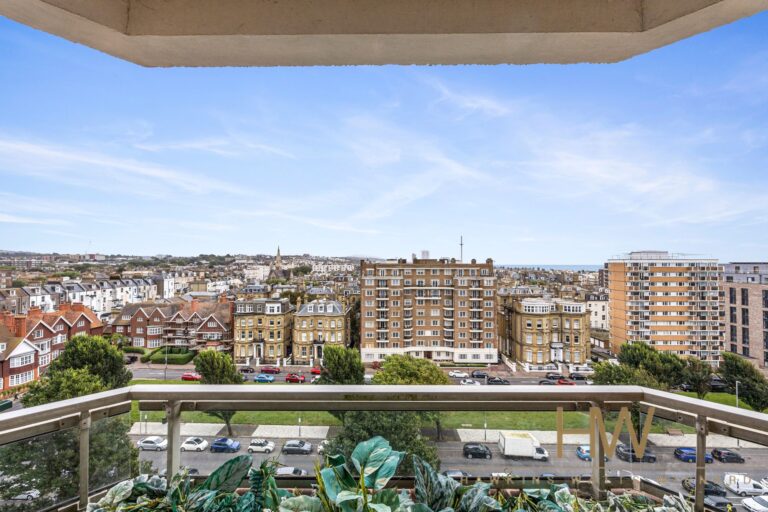 GrandAvenue15flat31-007