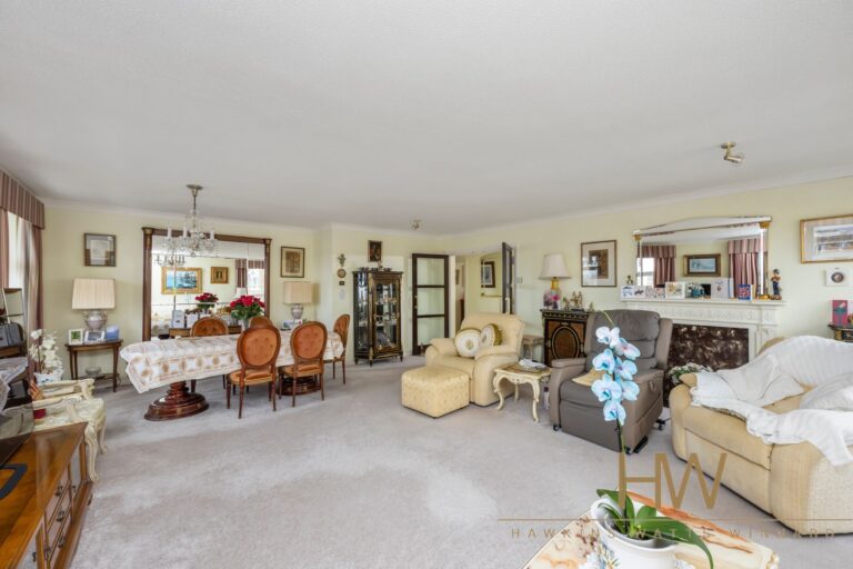 GrandAvenue15flat31-012