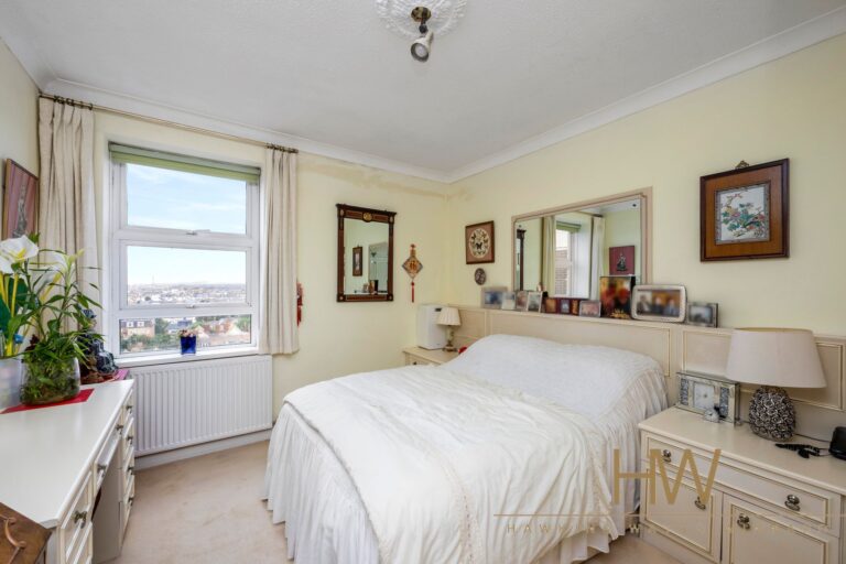 GrandAvenue15flat31-019