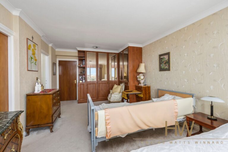 GrandAvenue15flat31-022