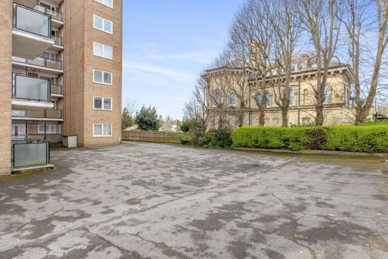 NewChurchRoad17BlenheimCourtFlat16-004