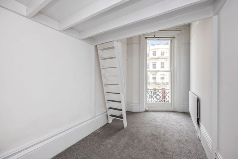 StAubyns16Flat2-003