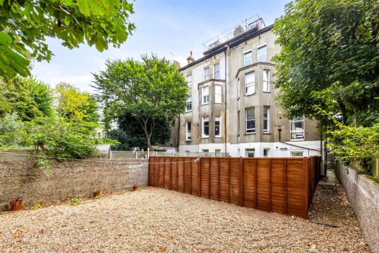 SalisburyRoad_24_BasementFlat_B1-012
